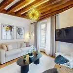 Saint-Germain Amazing Apartment
